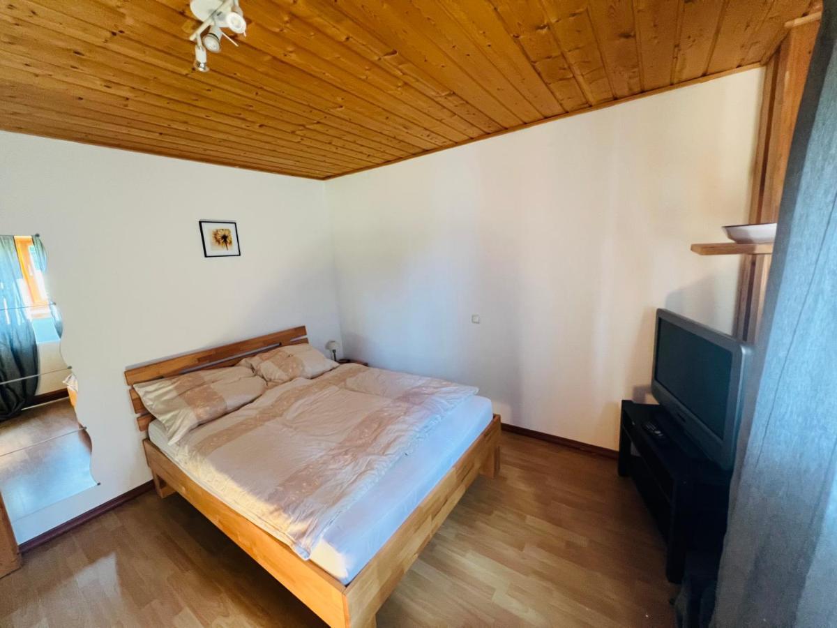 Ferienwohnung Derscheid 머치 외부 사진